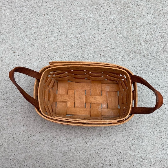 LONGABERGER BASKET, Collectable, Made In USA - Picture 4 of 5